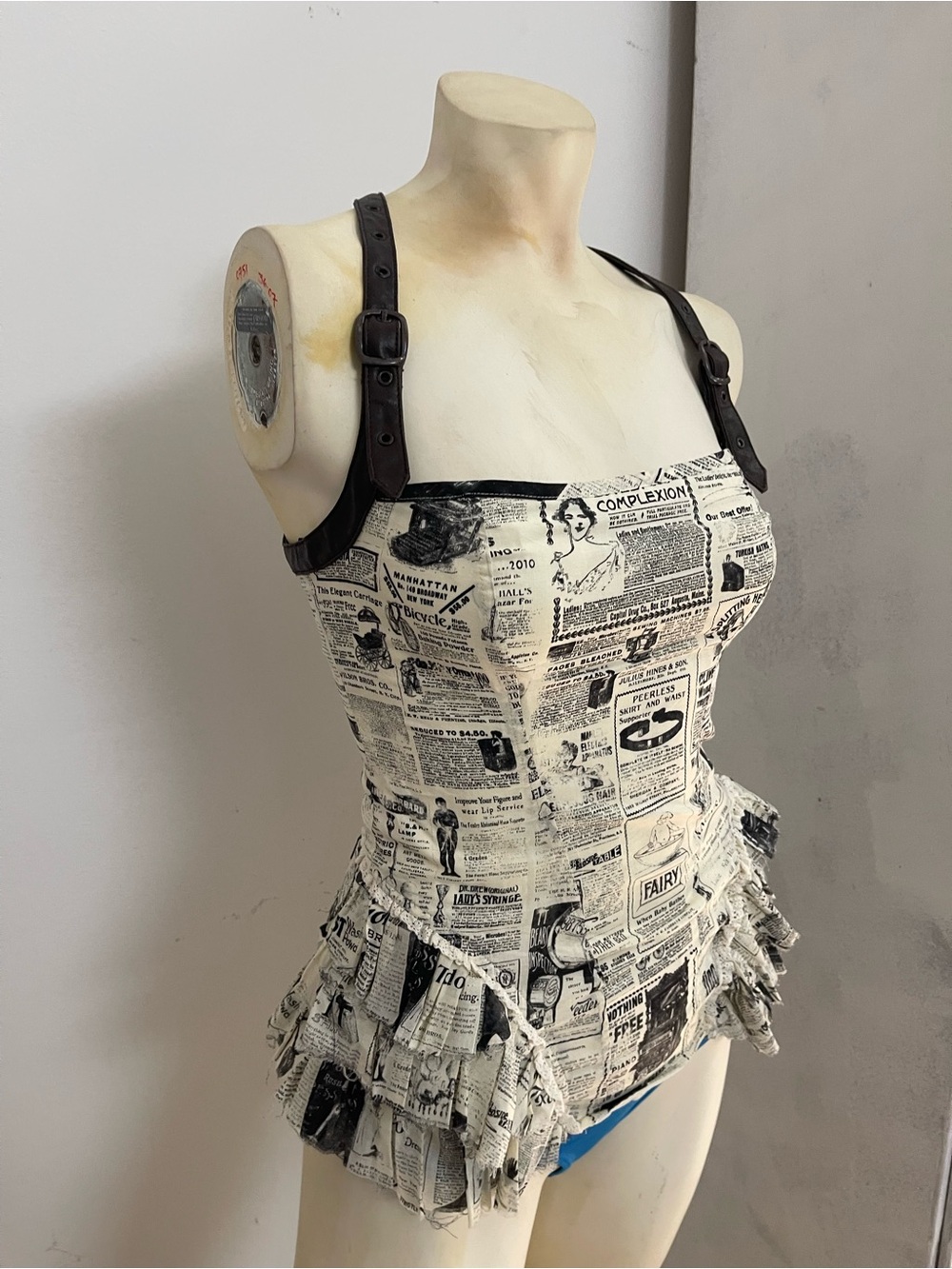 Y2K VINTAGE LIP SERVICE STEAMPUNK CORSET SIZE S JUNIORS NEW WITHOUT THE TAGS
